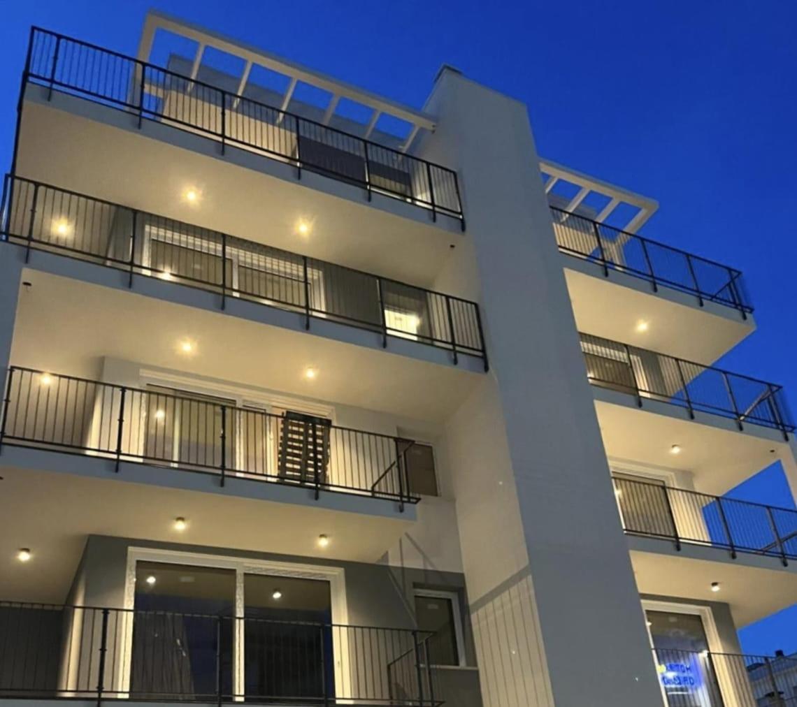 Jesolo Design Apartments - New 2025 - Central Near The Beach Bagian luar foto